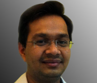 Dr. Nikhil Sinha <br>B.D.S. (MAHE), M.D.S (AIIMS)